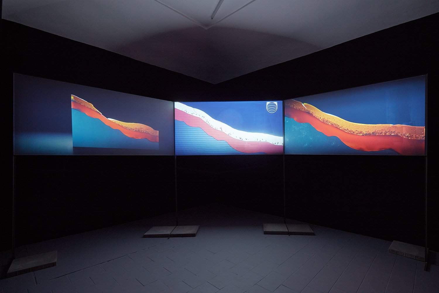 Nestabilní podloží: Sesuvy, životy a perspektivy